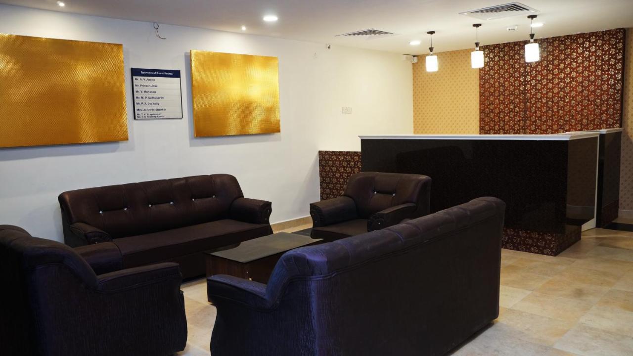 Malayalee Club Hotel Chennai Exterior photo