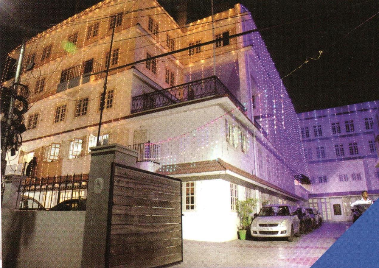 Malayalee Club Hotel Chennai Exterior photo
