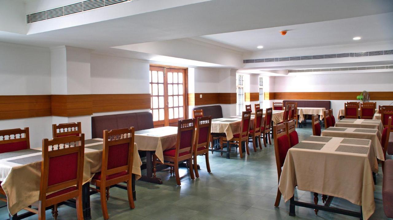 Malayalee Club Hotel Chennai Exterior photo