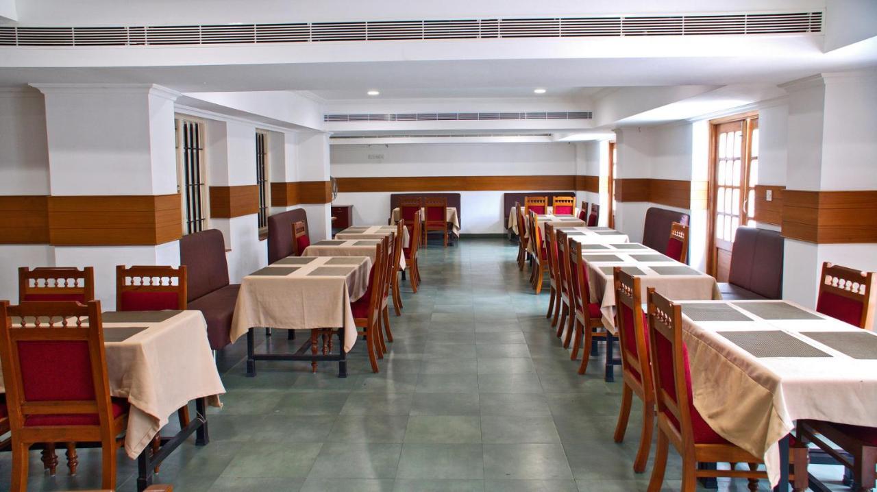 Malayalee Club Hotel Chennai Exterior photo